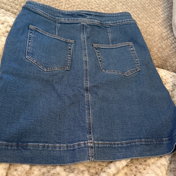 LOFT Blue Button-Front Mini Skirt - Picture 4 of 4